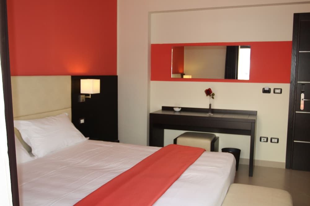 Rama Palace Hotel Triple Room 2