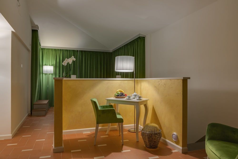 Battistero Residenza d'Epoca King Deluxe Suite 9