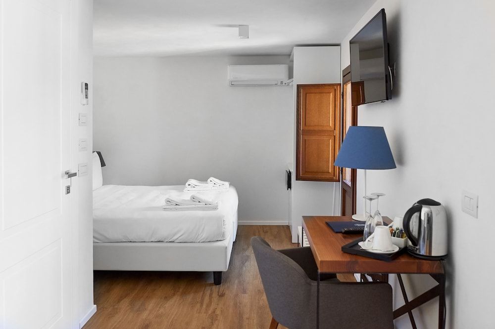 Hotel Sopra Le Mura Superior Double Room, Sea View 2