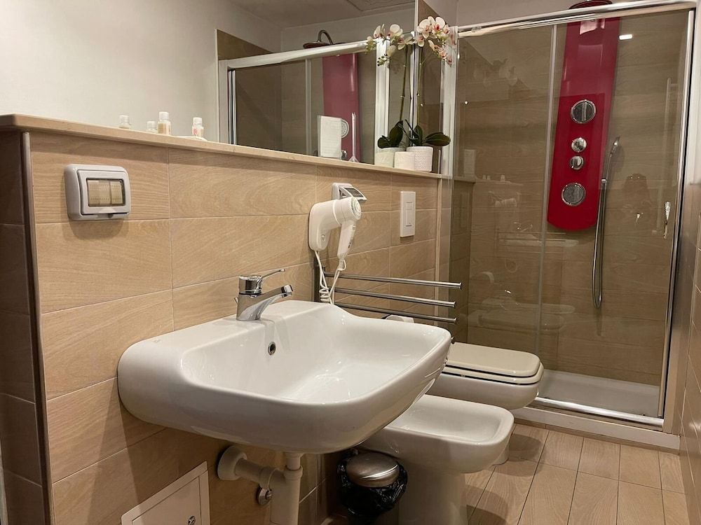 Piazza Mulino 26 Deluxe Room, 1 Queen Bed with Sofa bed, Private Bathroom 6