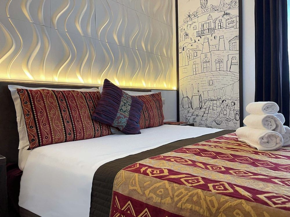 Piazza Mulino 26 Deluxe Room, 1 Queen Bed with Sofa bed, Private Bathroom 3