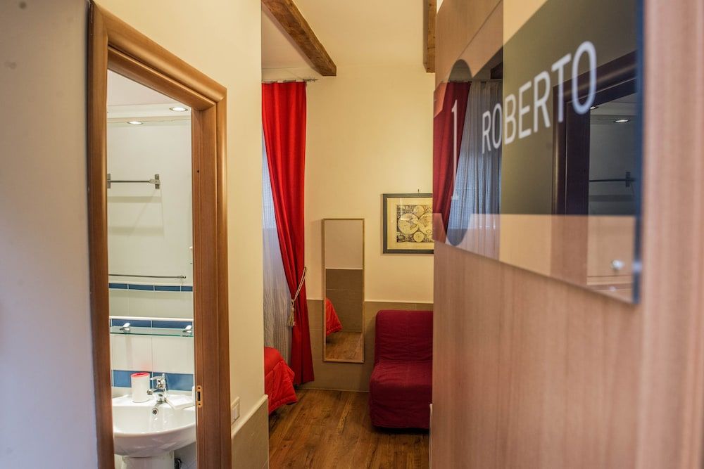 San Peter Rome B&B Classic Double Room 5