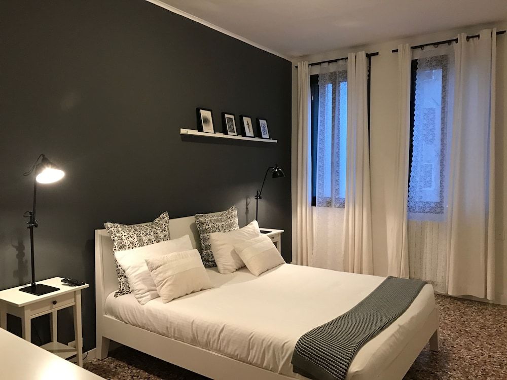 B&B Experience Double Room, Private Bathroom 5