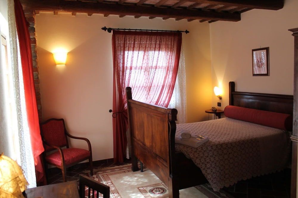Suite, Terrace, Mountain View