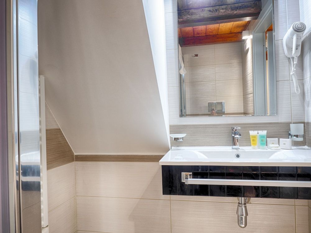 Operà Suites Roma Family Suite 5