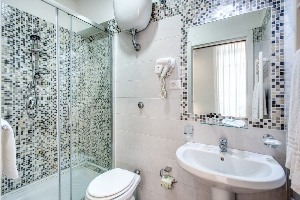 Napoli's Gold Hotel Standard Double or Twin Room 30