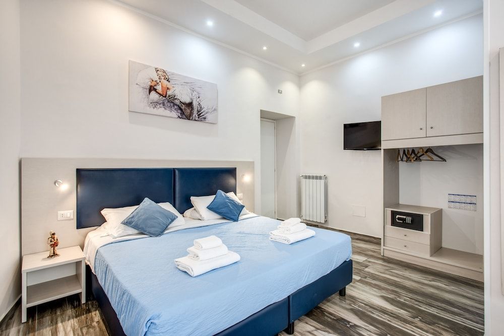 Napoli's Gold Hotel Standard Double or Twin Room 19