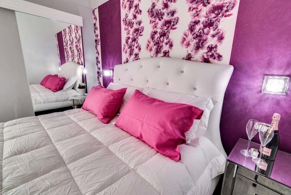 B&B Marco Polo Luxury Room 2