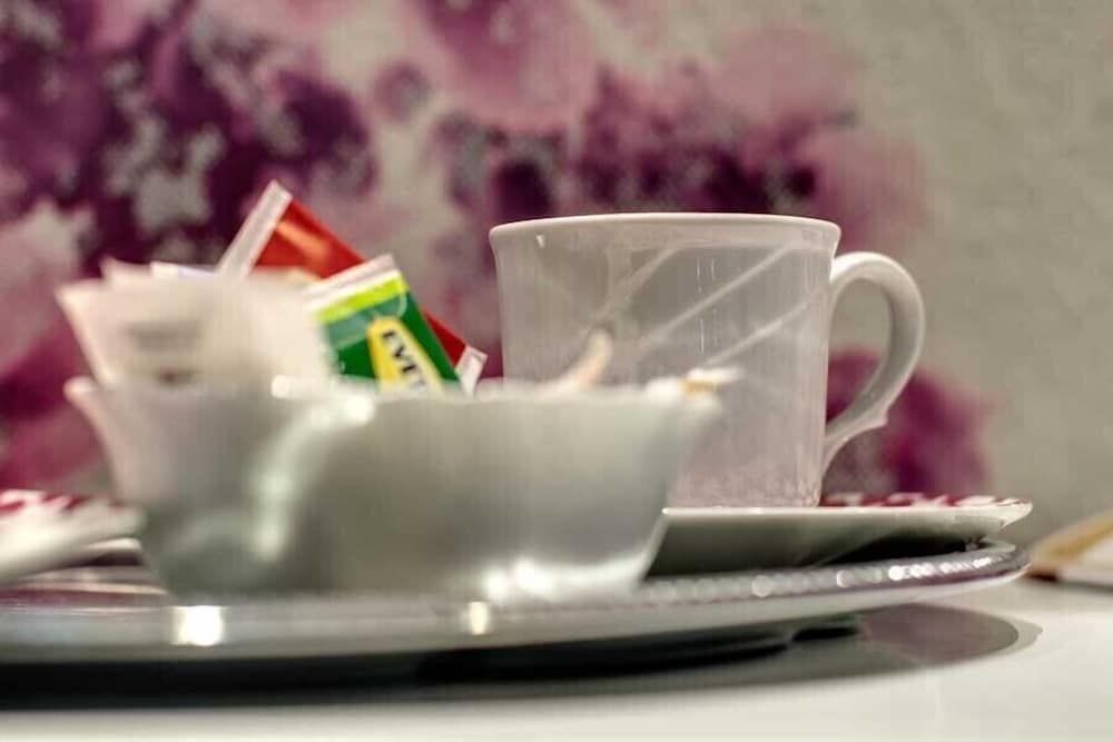 B&B Marco Polo Luxury Room 8