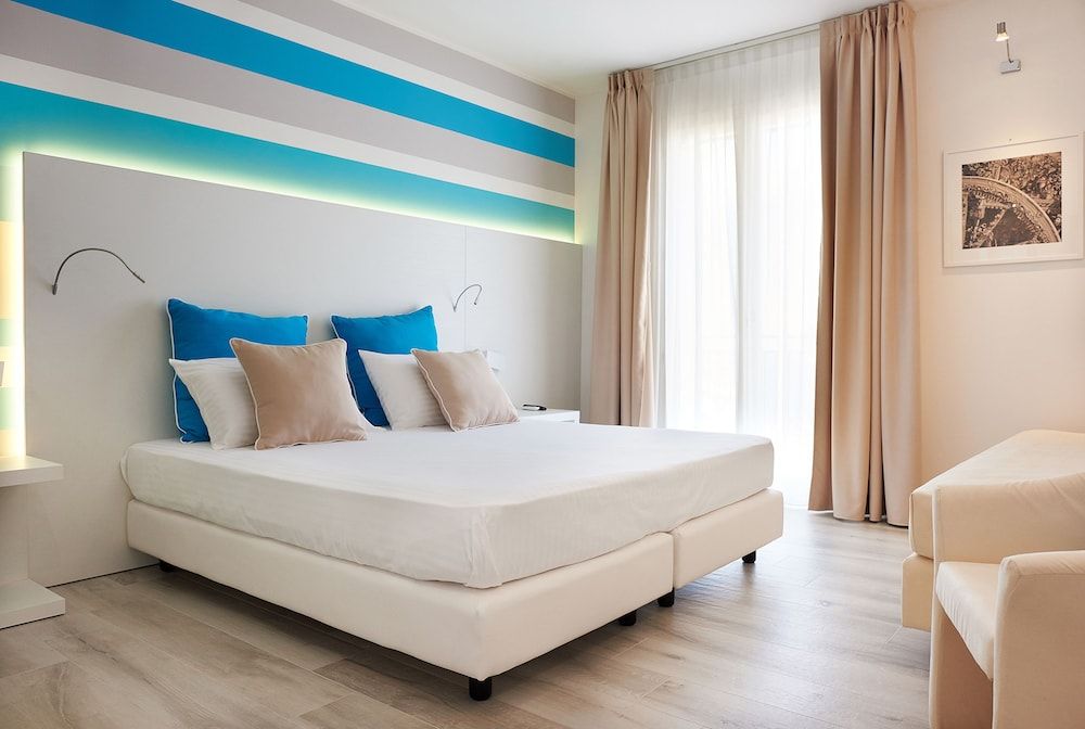 Marina di Petrolo Hotel & SPA Triple Room, 1 Bedroom, Sea View, Ground Floor 5