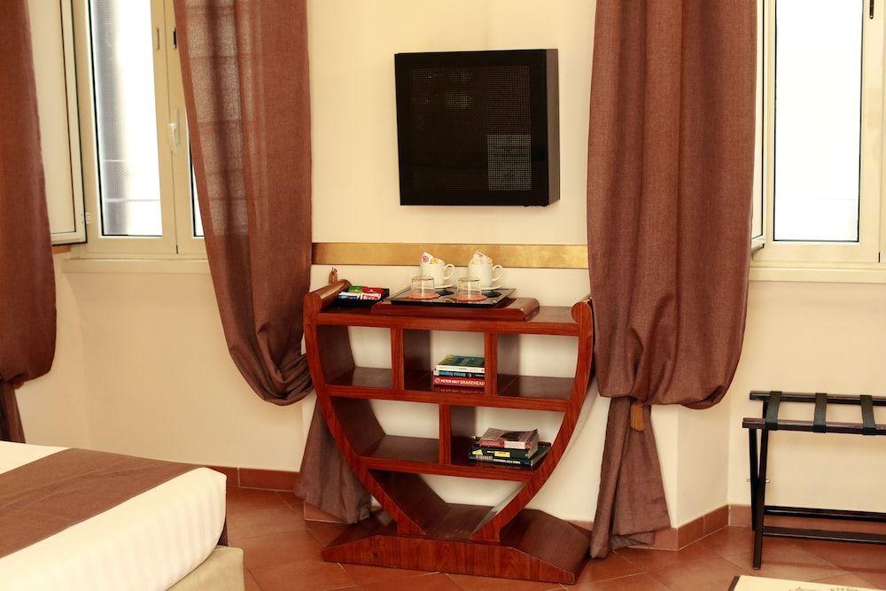 Residenza Gens Julia Standard Double or Twin Room 8