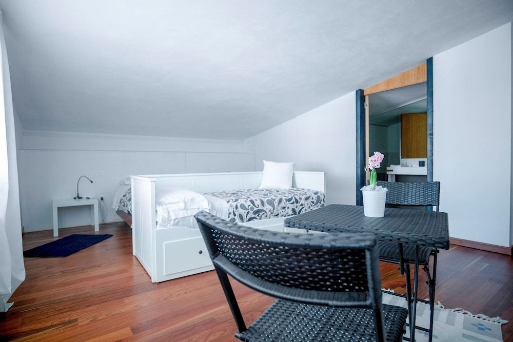 B&B Villa Wanda Family Triple Room, Park View 5