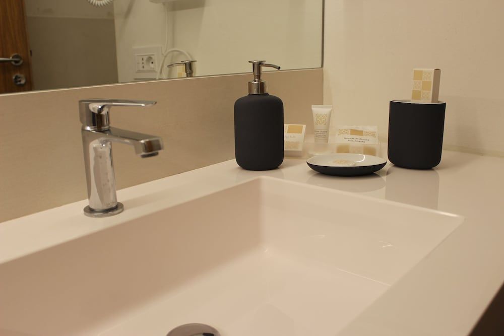 B&B Villa Wanda Family Triple Room, Park View 10