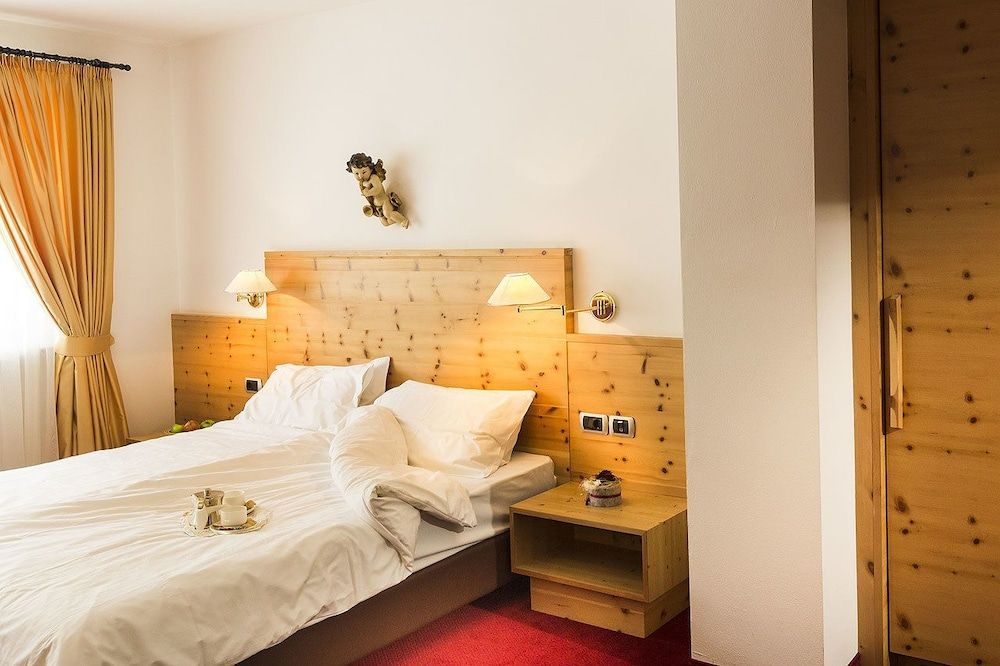 Junior Room