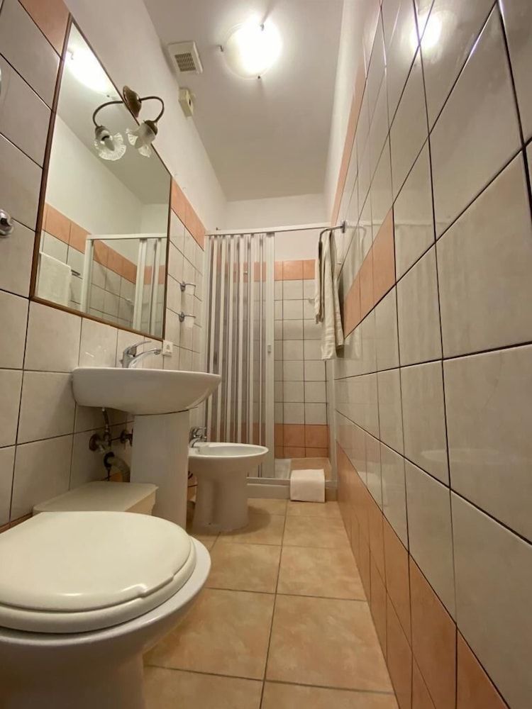 Hotel Il Papavero Twin Room 3