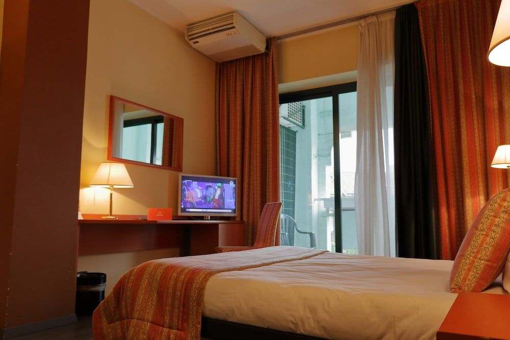 Hotel Romanisio Comfort Double Room, Terrace 9