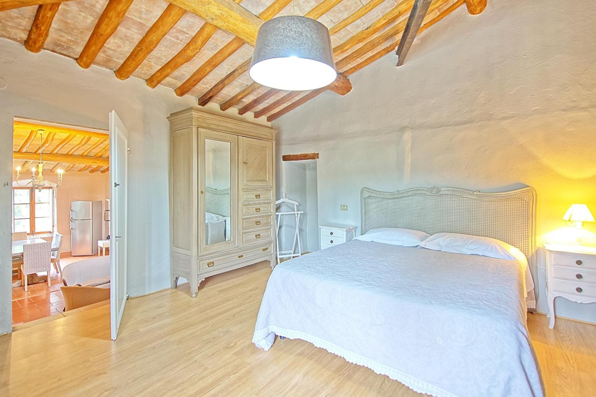 Deluxe Three-Bedroom Apartment - Annex