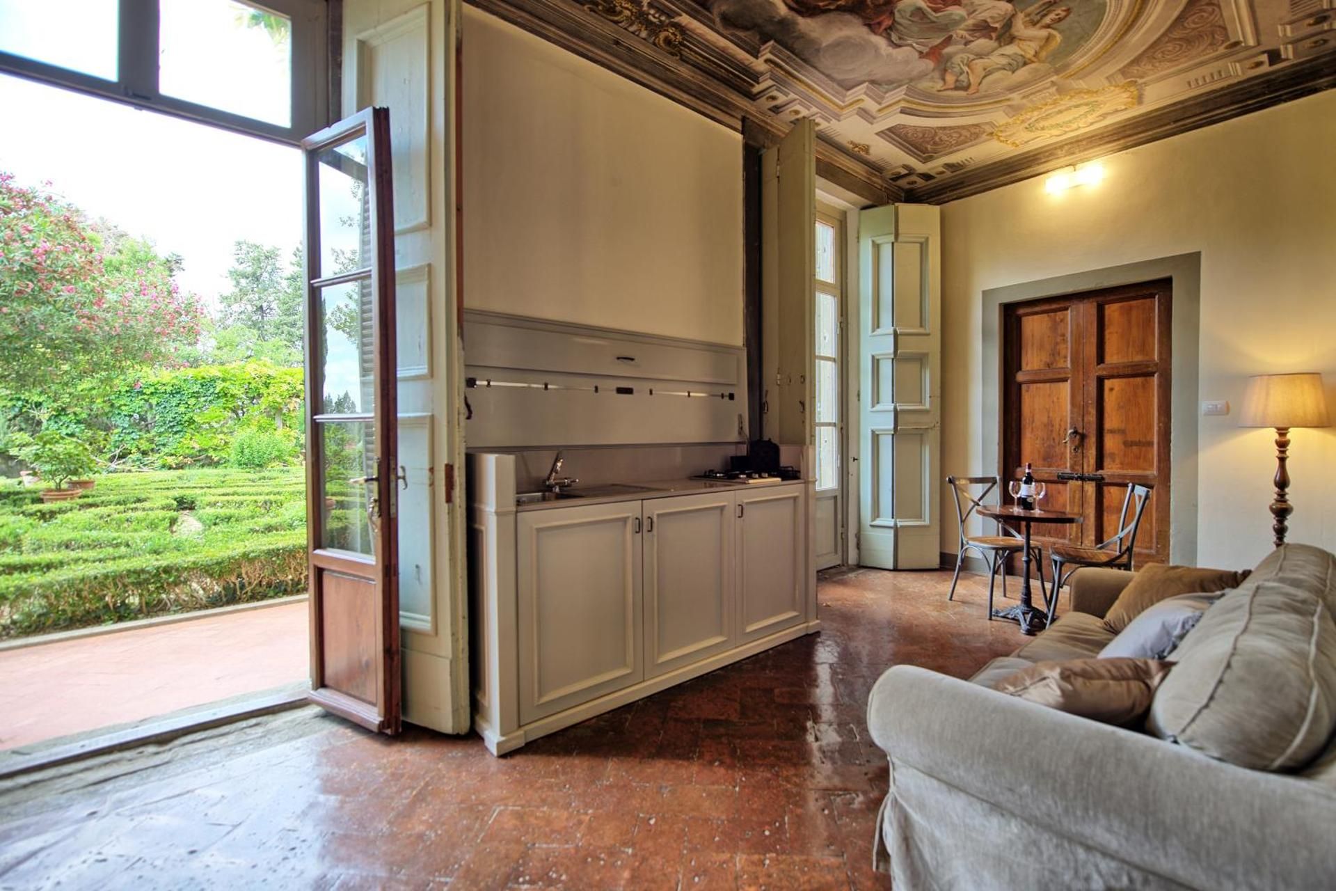 One-Bedroom Apartment with Garden View