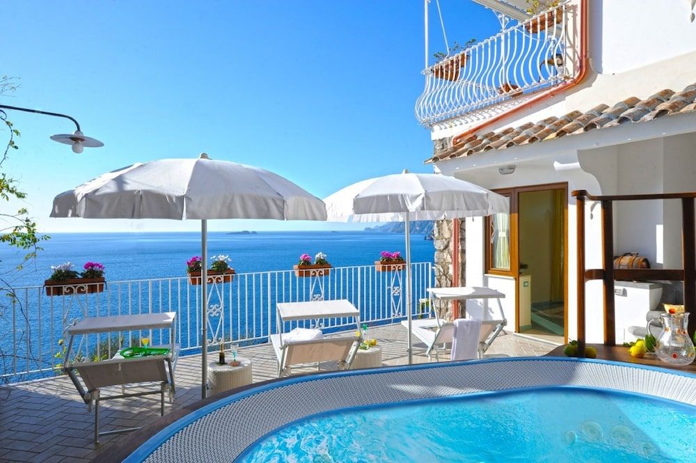 Sundeck