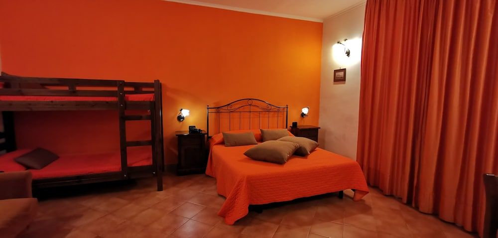 undefined Hotel Neapolis 3