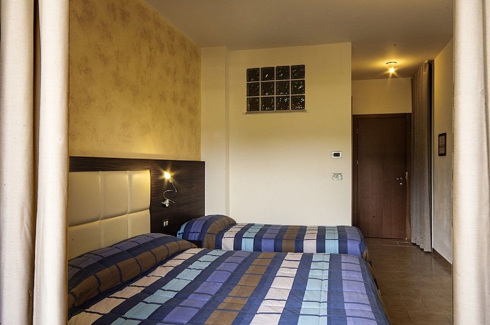 Hotel El Patio Panoramic Triple Room, 1 Bedroom 3