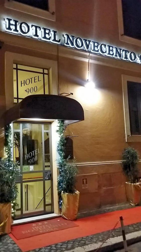 undefined Hotel Novecento 9