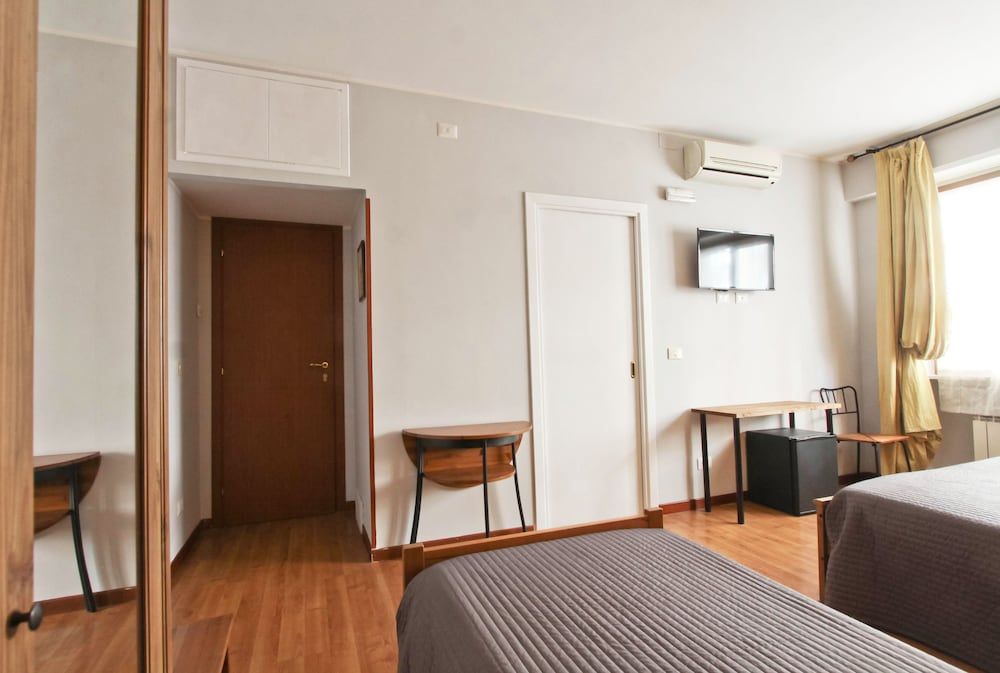 Vacanze a Roma Triple Room, Ensuite 4