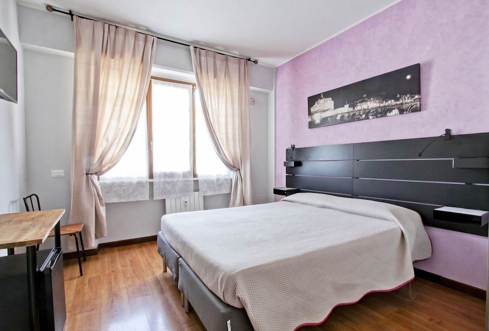 Vacanze a Roma Double or Twin Room, Ensuite 13