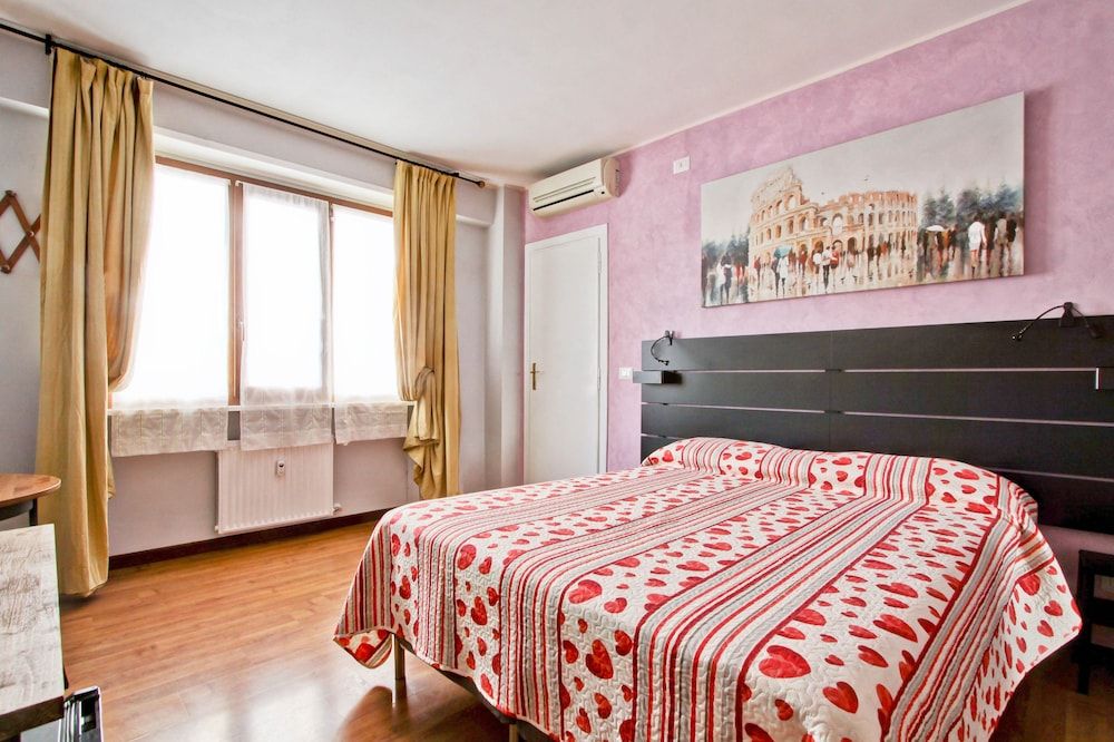 Vacanze a Roma Double or Twin Room, Ensuite 8