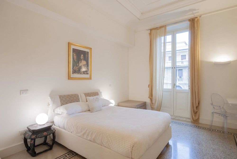 Bea Suites Luxury Rooms Double Room, Private Bathroom (External (via tagliamento 14) 9