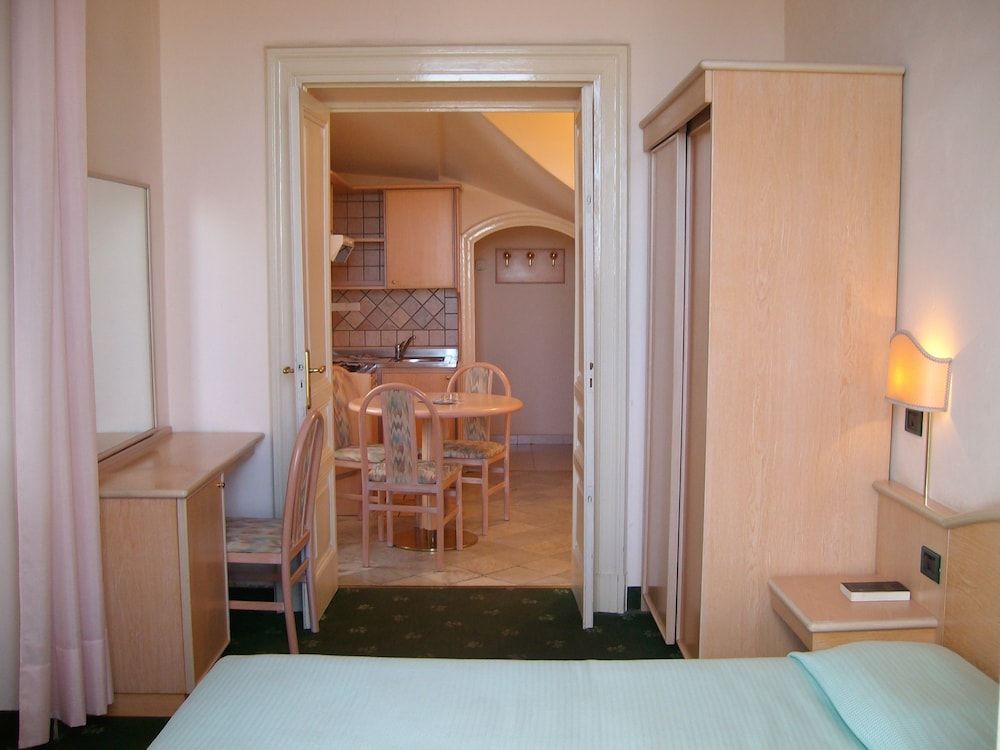 Residence Hotel Miramare Exclusive Triple Room (per 3 persone) 13