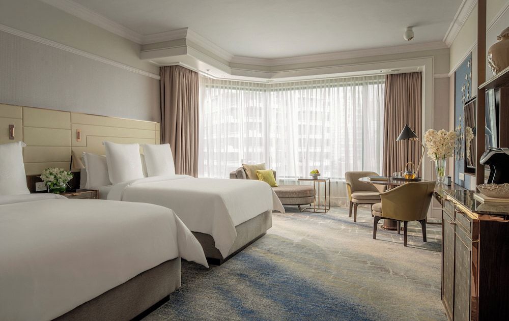 Premier Room, 2 Queen Beds (Family)