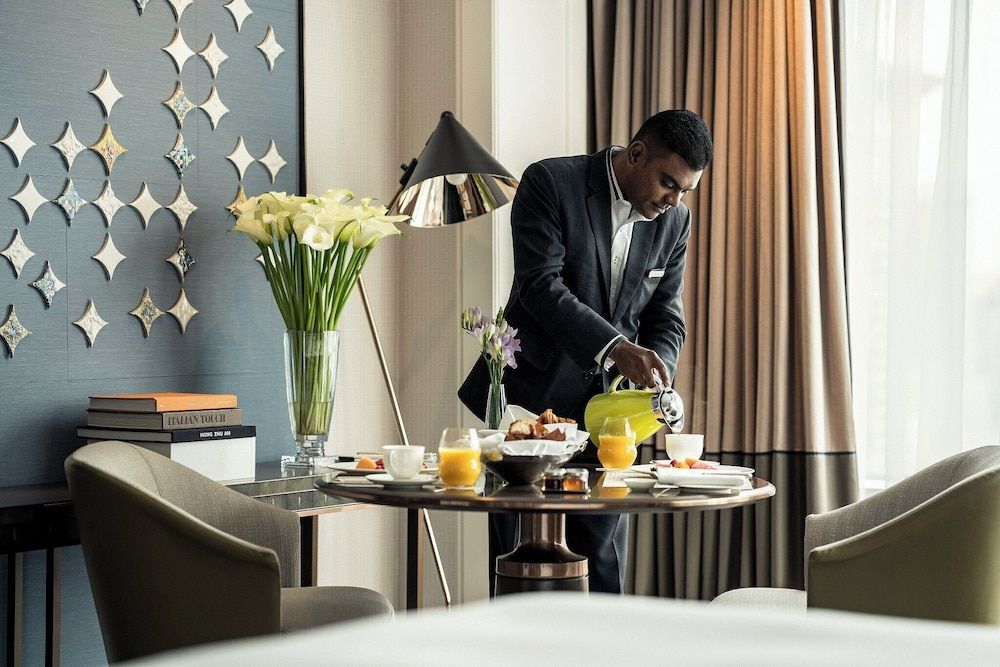 Four Seasons Hotel Singapore Deluxe Room, 1 King Bed