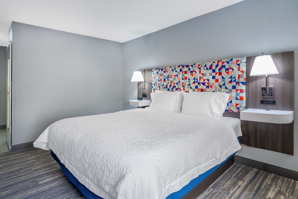 Room, 1 King Bed, Accessible