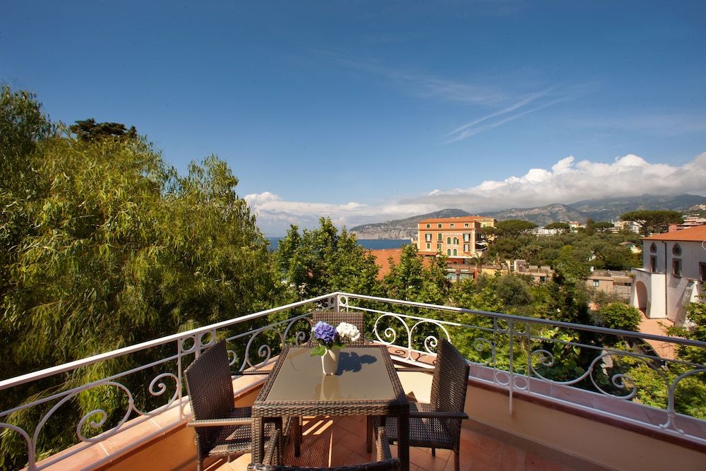 Al Centro Suites Deluxe Duplex, Sea View (Lavanda) 10