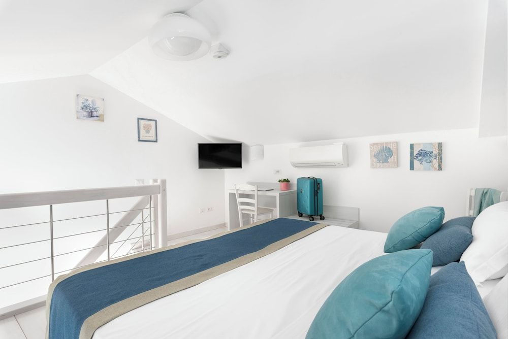 undefined Al Centro Suites 9