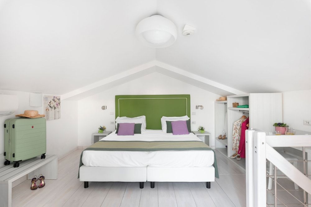 Al Centro Suites Deluxe Duplex, Sea View (Lavanda) 3