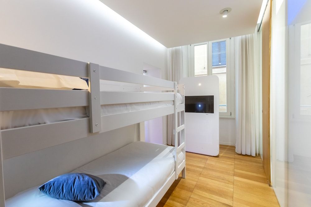 undefined Trevi Elite Rome 10