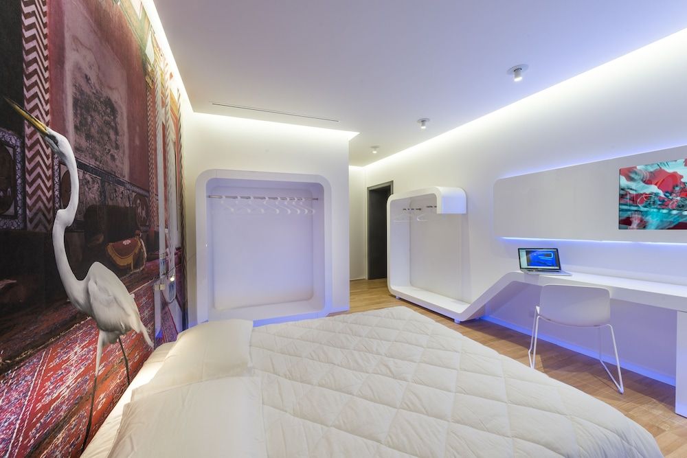 undefined Trevi Elite Rome 2