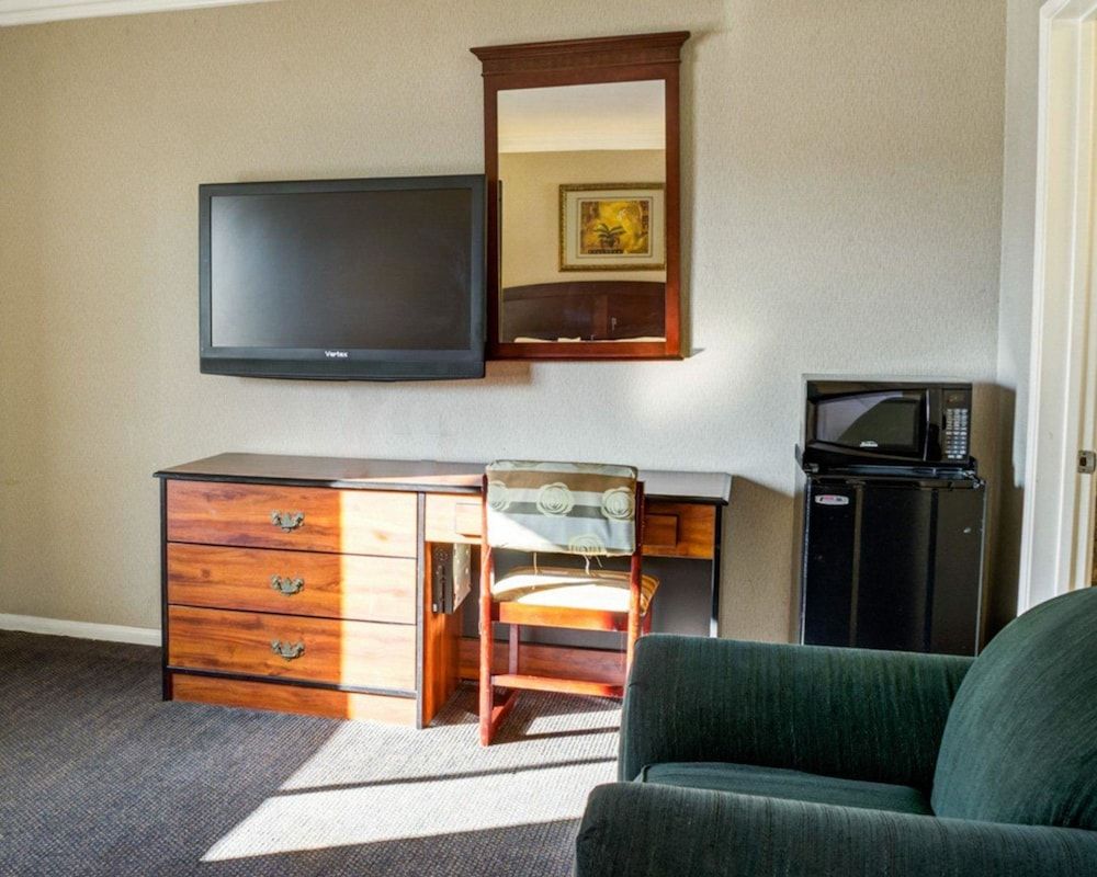 undefined Rodeway Inn near Venice Beach 4