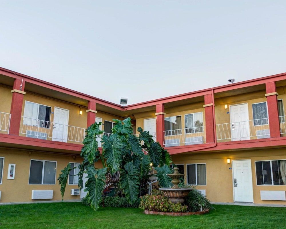 undefined Rodeway Inn near Venice Beach 10