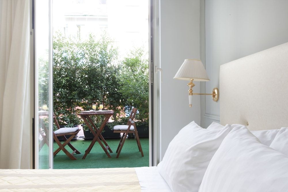 Ruins B&B Classic Double Room 11