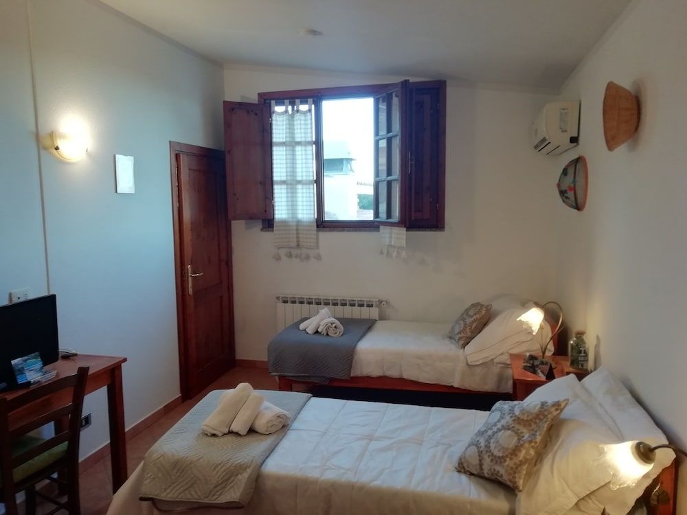 Hotel VelaSole Double Room, Garden View 4