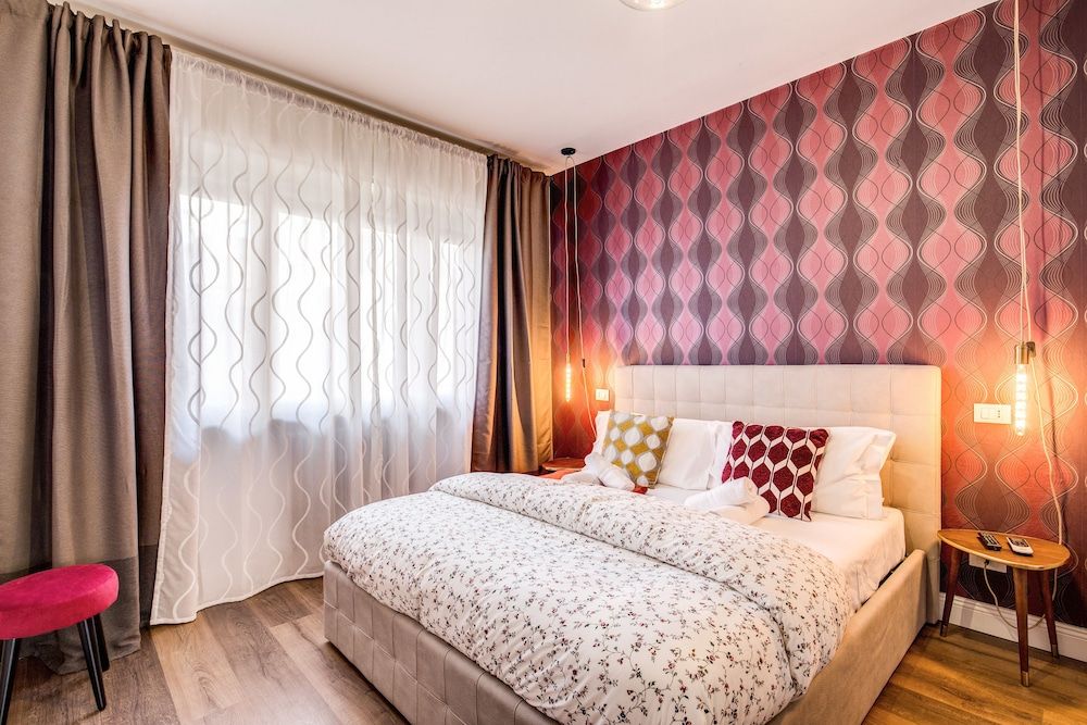 AwesHome - Vintage Rooms Comfort Triple Room 8