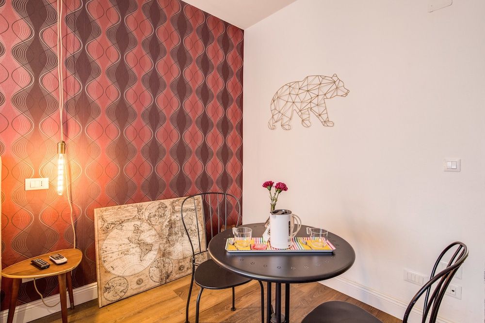 AwesHome - Vintage Rooms Comfort Triple Room 14