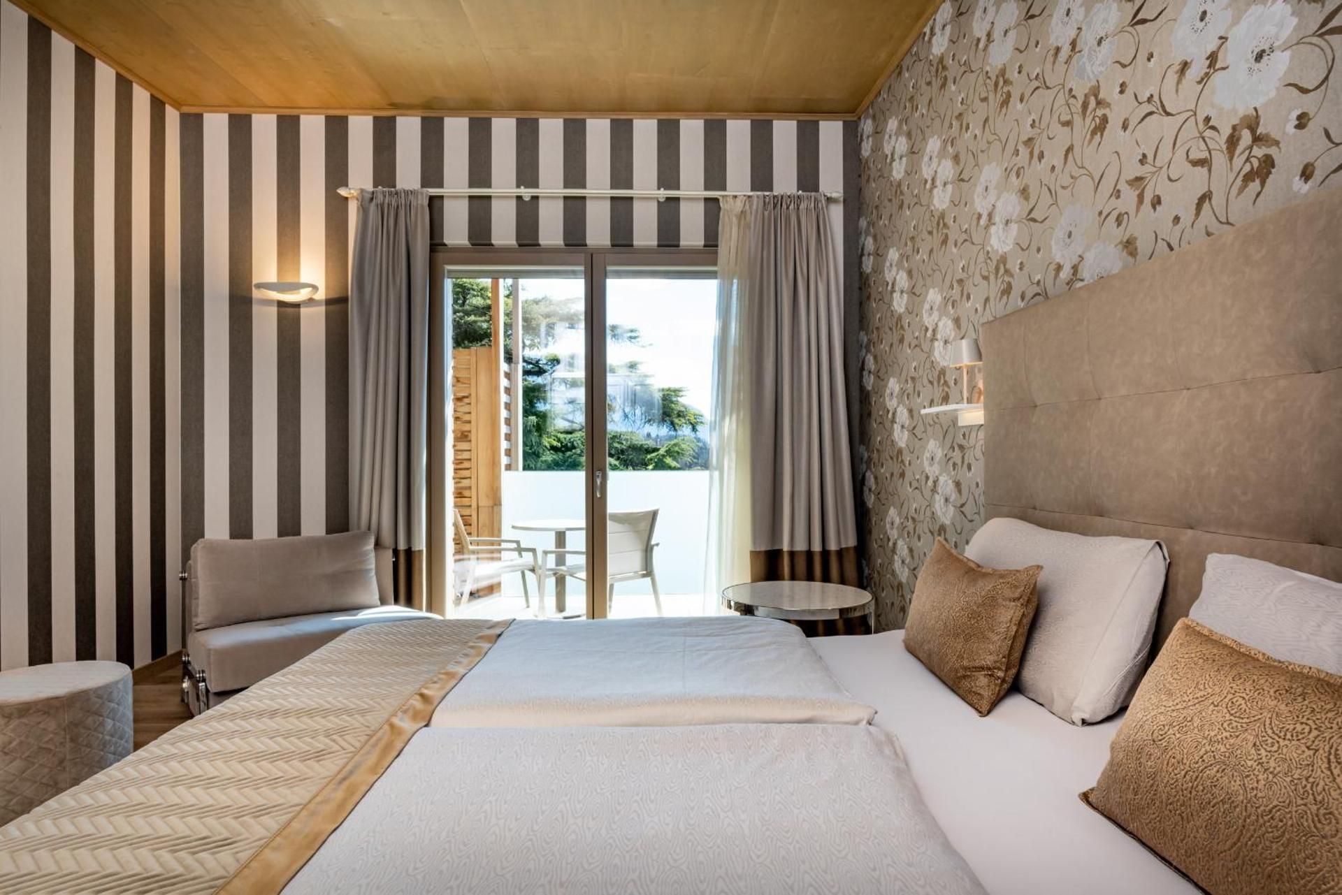 Double Room with Spa Bath