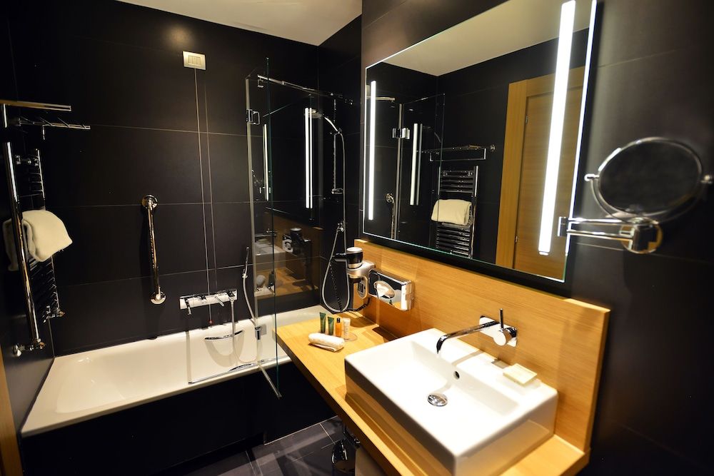 Hilton Garden Inn Milan North Twin Room, 2 Twin Beds 6