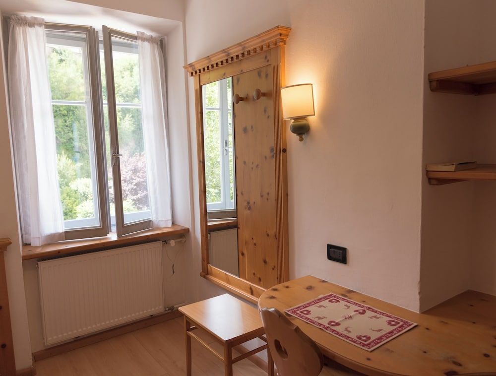 Laurino Classic Single Room 4