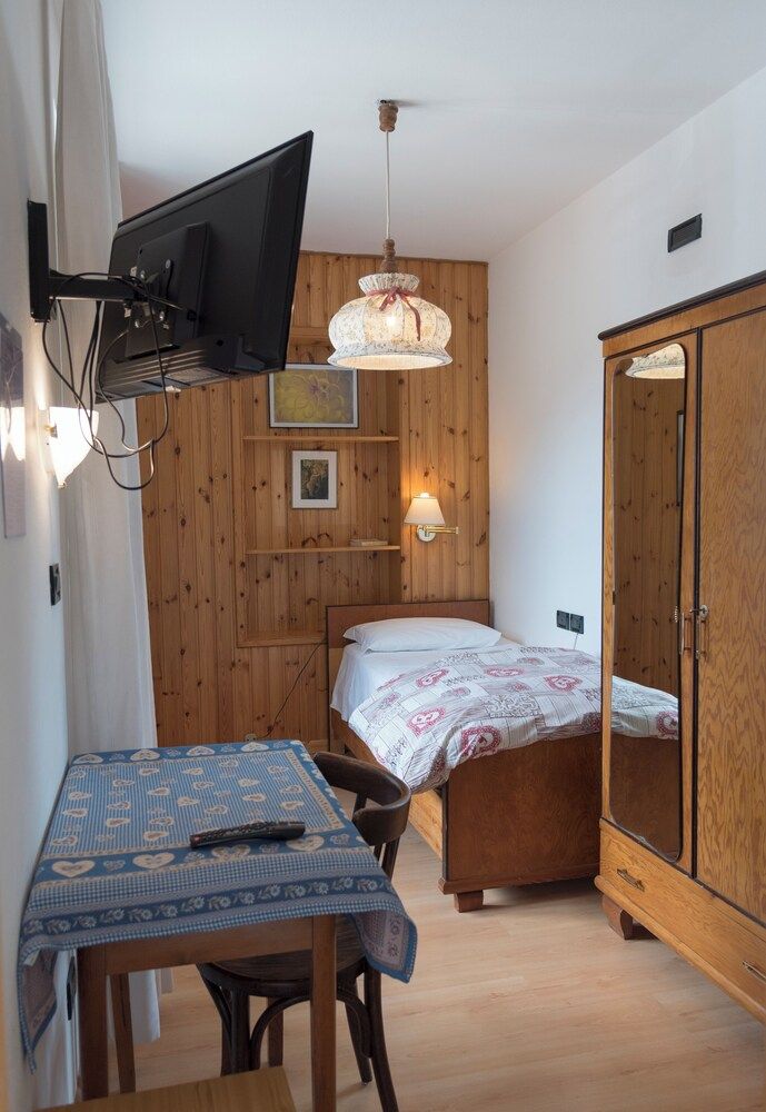 Laurino Classic Single Room 3