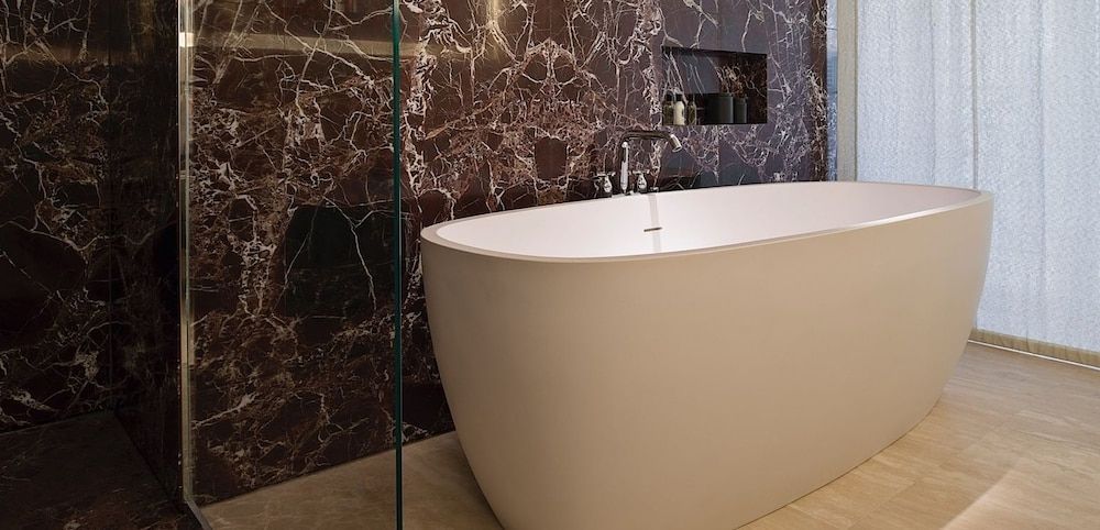 Fendi Private Suites Deluxe Suite 5 4